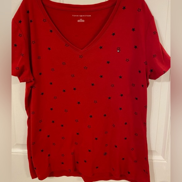 Tommy Hilfiger Tops - Gorgeous red Tommy Hilfiger t-shirt